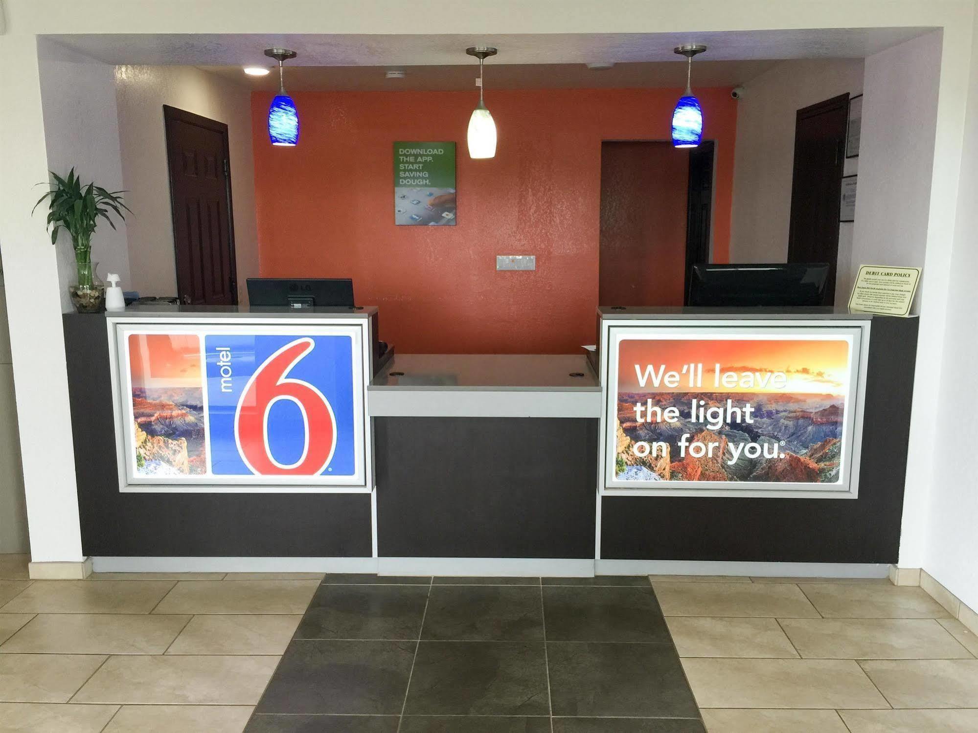 Days Inn By Wyndham Oklahoma City Nw Expressway Warr Acres Екстер'єр фото